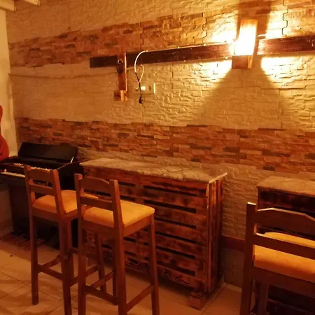 Otel Sakiz Ev 3*