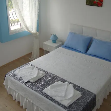 Sakiz Ev Otel