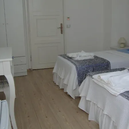 Sakiz Ev Otel