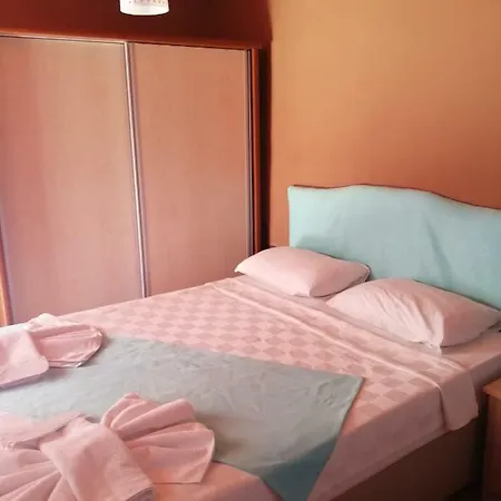 Sakiz Ev Alaçatı