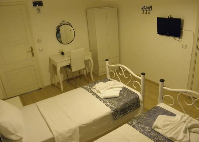 Sakiz Ev Szálloda 3*