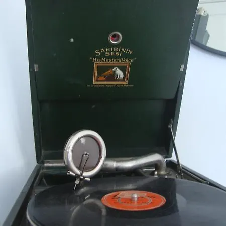 Sakiz Ev Otel Alaçatı